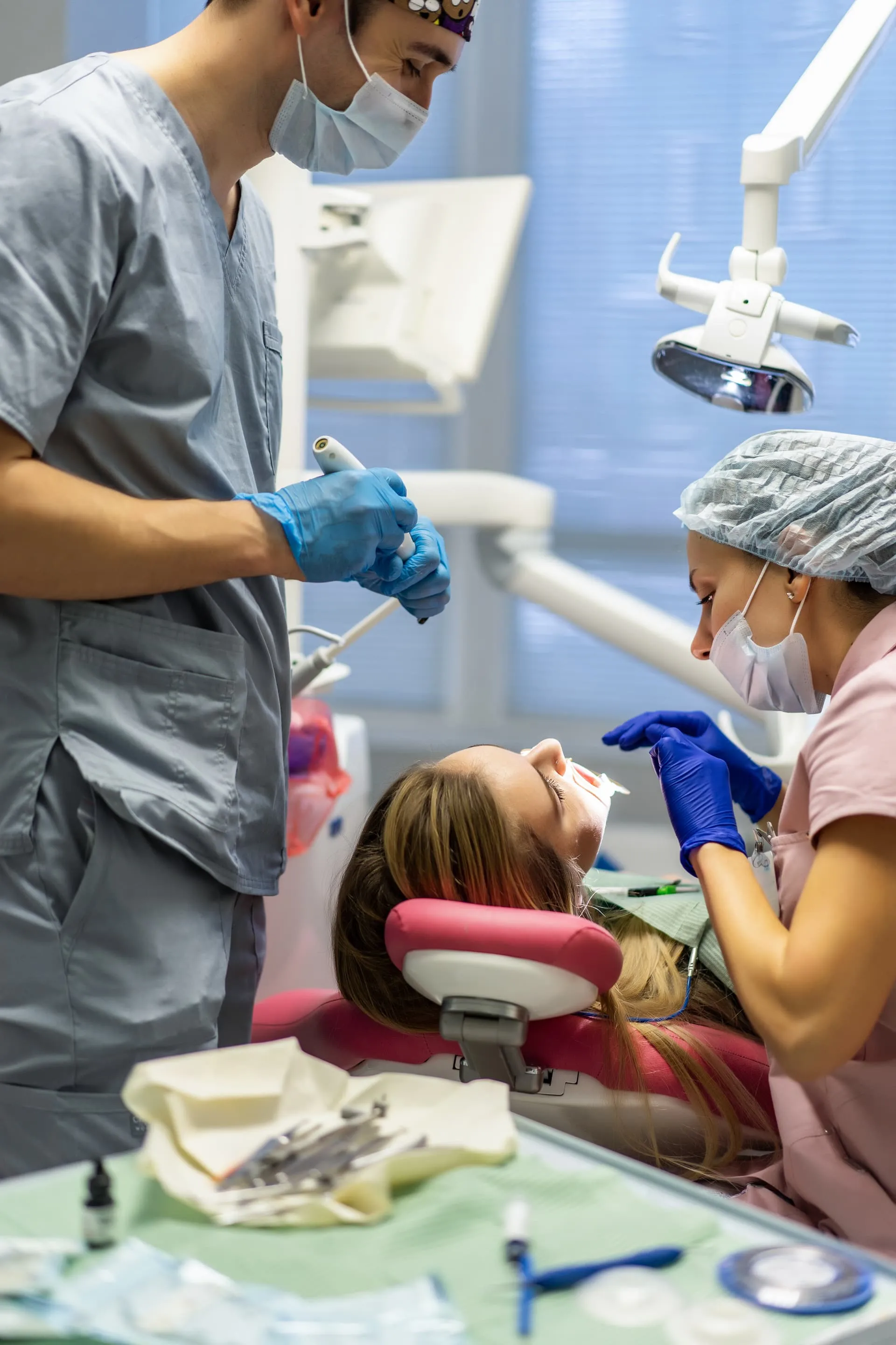 Equipo de Anexión en quirófano dental